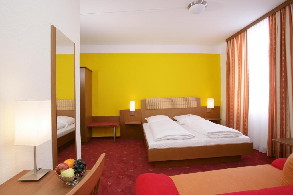 Altstadt-Hotel Zieglerbraeu Dachau Chambre photo