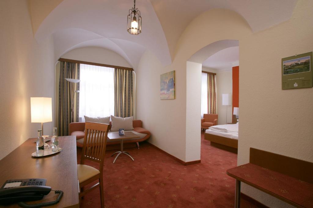 Altstadt-Hotel Zieglerbraeu Dachau Chambre photo